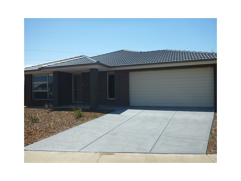 10 Daybreak Avenue, Connewarre VIC 3227