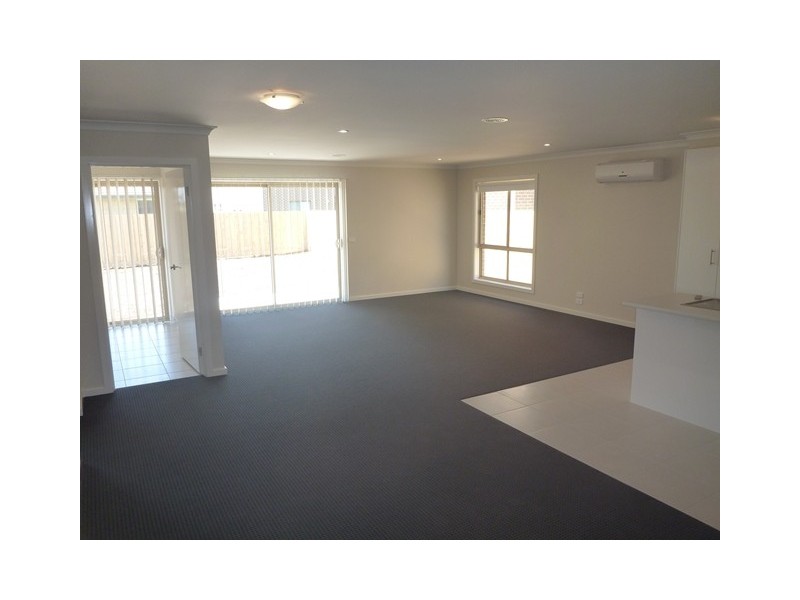 10 Daybreak Avenue, Connewarre VIC 3227