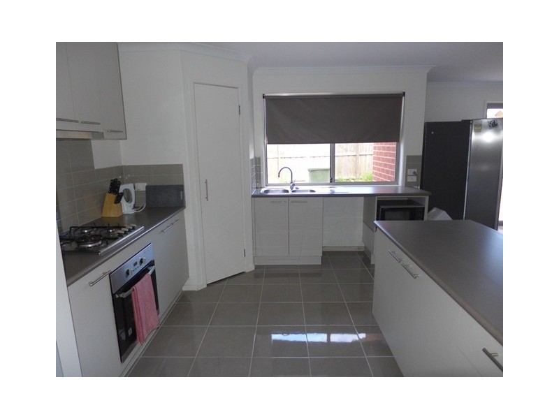 26 Sugargum Drive, Waurn Ponds VIC 3216