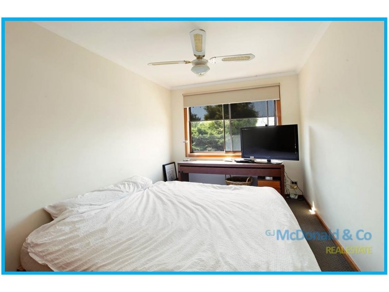 2/23 Charlotte Avenue, Newcomb VIC 3219