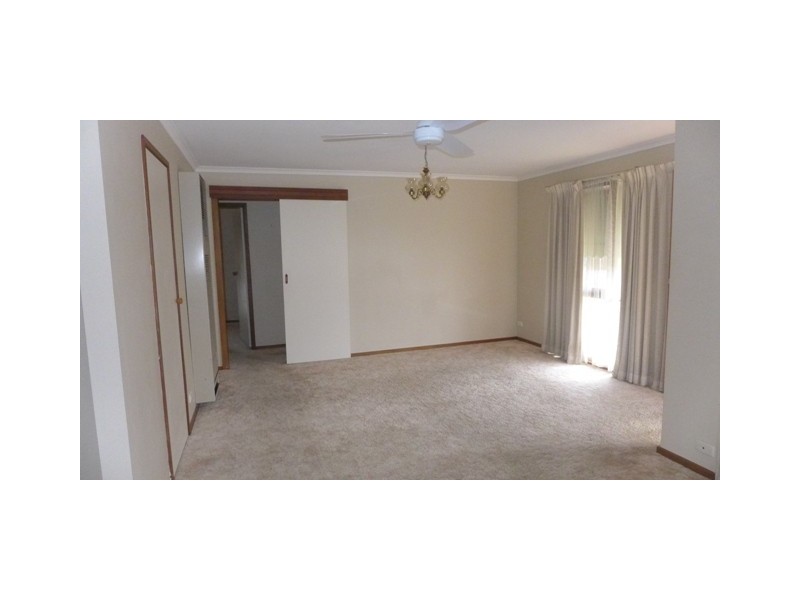 1/27 Enfield Drive, St Albans Park VIC 3219