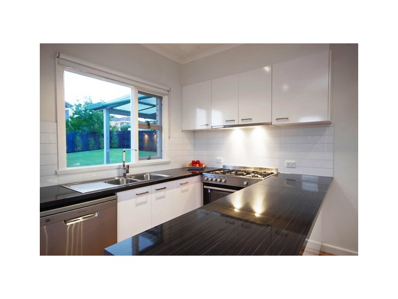 11 Elsvern Avenue, Belmont VIC 3216