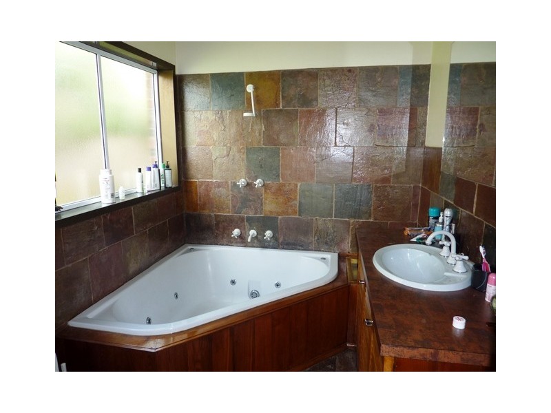 39 Buckingham Street, Newtown VIC 3220