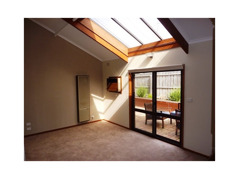 39 Buckingham Street, Newtown VIC 3220