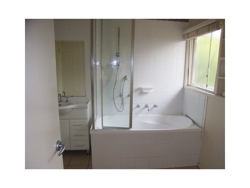 52 Hennessy Avenue, Herne Hill VIC 3218