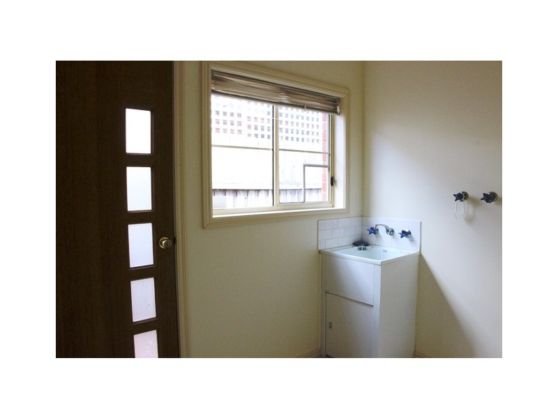 1 Chadwick Street, Newtown VIC 3220