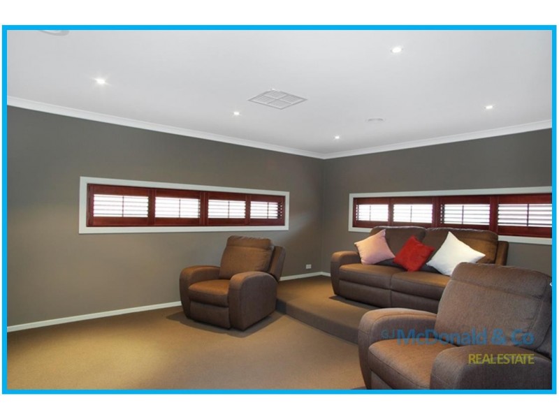 27 Senior Court, Highton VIC 3216