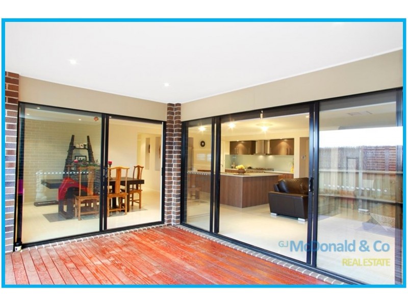 27 Senior Court, Highton VIC 3216