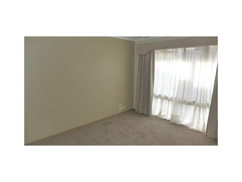 1/1 Landra Court, Grovedale VIC 3216