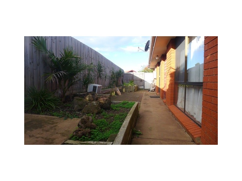 1/1 Landra Court, Grovedale VIC 3216