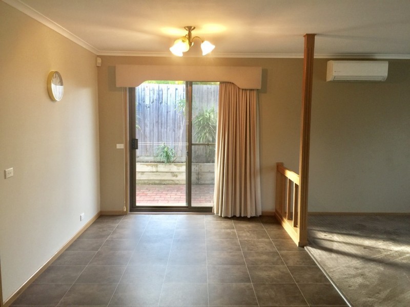 1/1 Landra Court, Grovedale VIC 3216