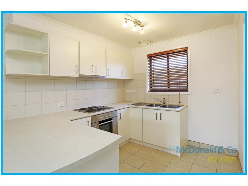 2/220-222 Wilsons Road, Whittington VIC 3219