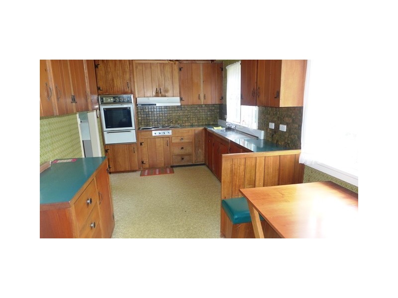 13-15 Clarke Avenue, Belmont VIC 3216