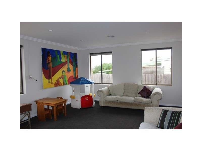 12 Pavo Street, Belmont VIC 3216