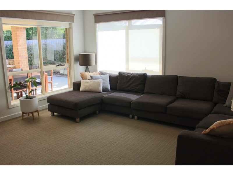 4 Cottonwood Way, Waurn Ponds VIC 3216