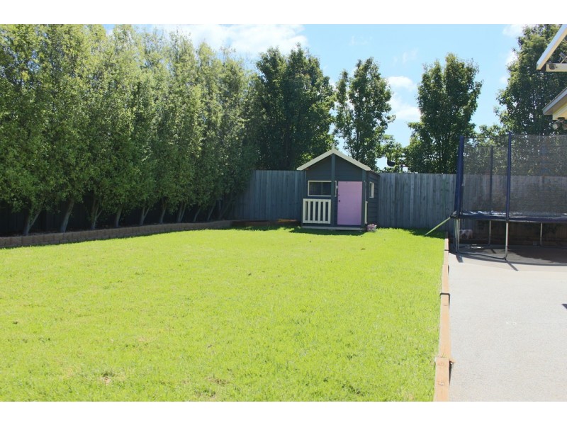 4 Cottonwood Way, Waurn Ponds VIC 3216