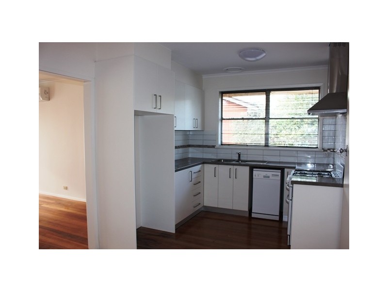 3 Higgins Court, Breakwater VIC 3219