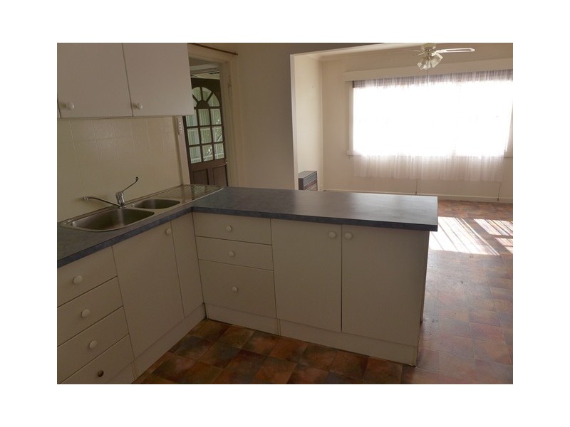 32 Roseneath Street, North Geelong VIC 3215