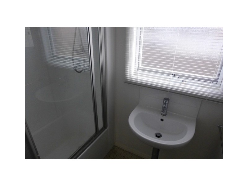 2/40 Clonard Avenue, Geelong West VIC 3218