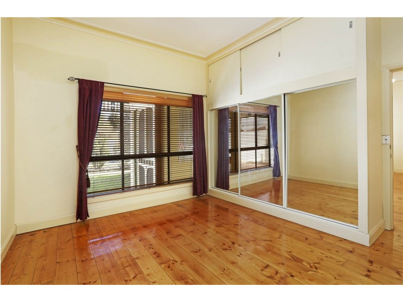 17 Raven Street, Geelong West VIC 3218
