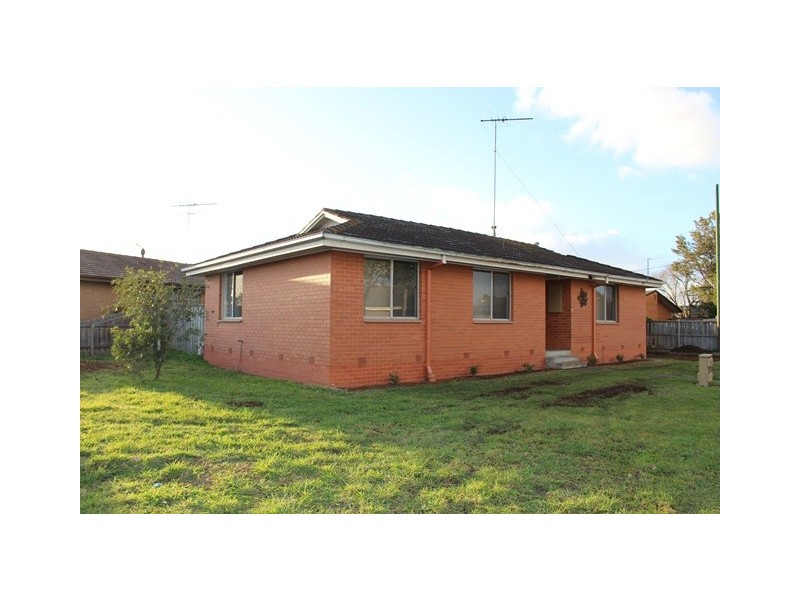 1 Norfolk Crescent, Corio VIC 3214