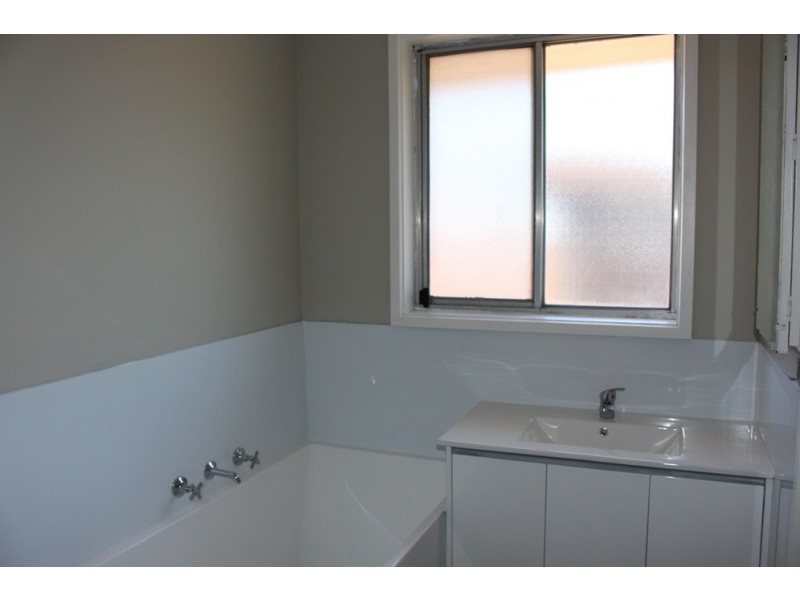 1 Norfolk Crescent, Corio VIC 3214