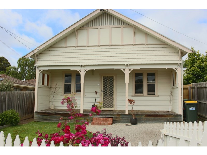 23 Margaret Street, Newtown VIC 3220