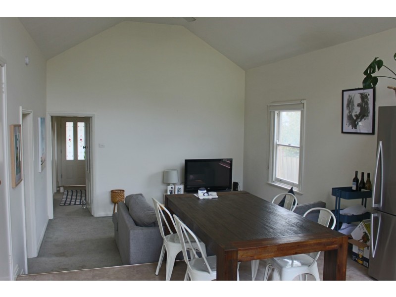 23 Margaret Street, Newtown VIC 3220