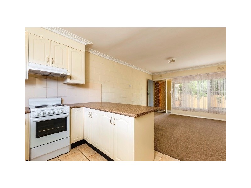 4/13 ST ELMO CRESCENT, Highton VIC 3216