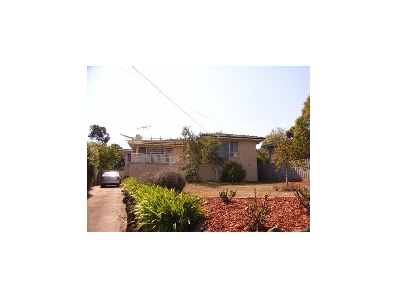 6 Lambhill Crescent, Highton VIC 3216