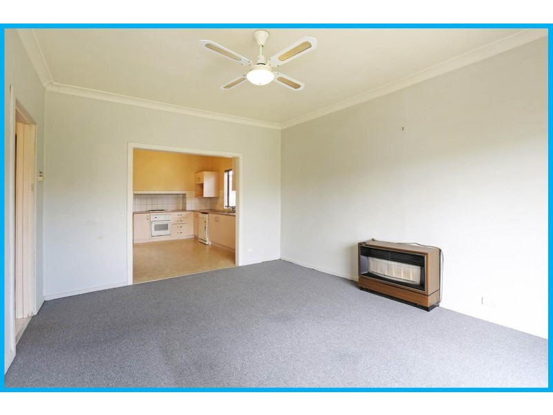 11 Fellmongers Road, Breakwater VIC 3219