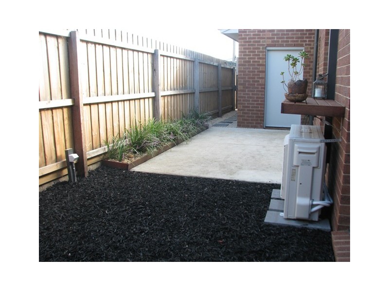 1/27 Lascelles Avenue, Manifold Heights VIC 3218