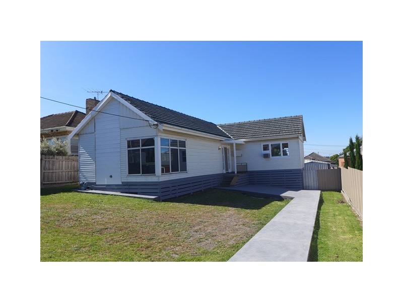 13 Perth Street, Belmont VIC 3216