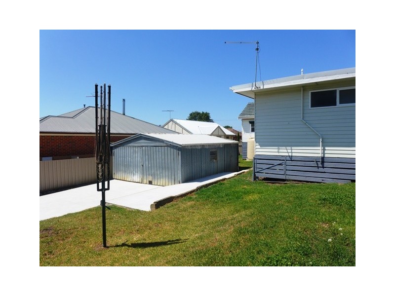 13 Perth Street, Belmont VIC 3216