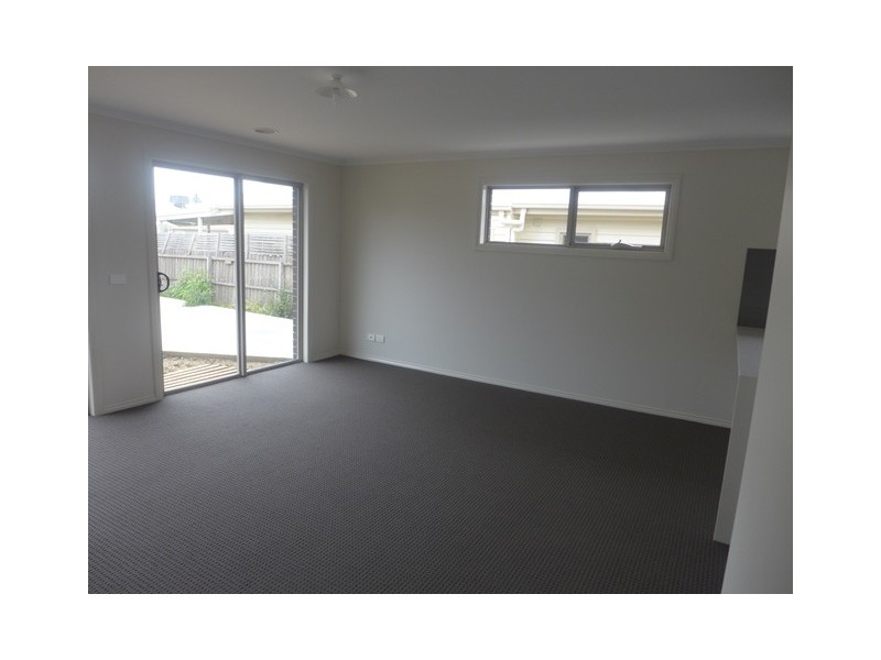 1/22 Addis Street, Geelong West VIC 3218