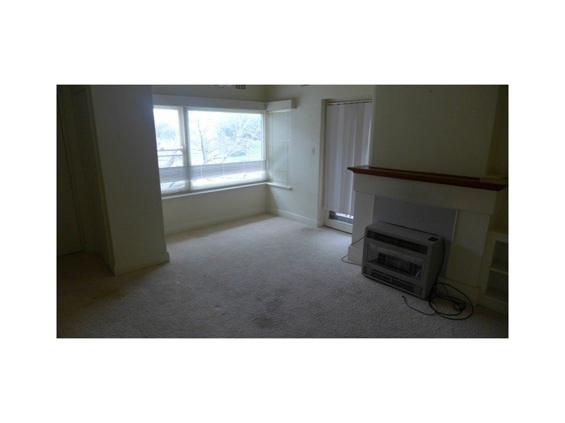 4/70-72 Eastern Beach Rd, Geelong VIC 3220