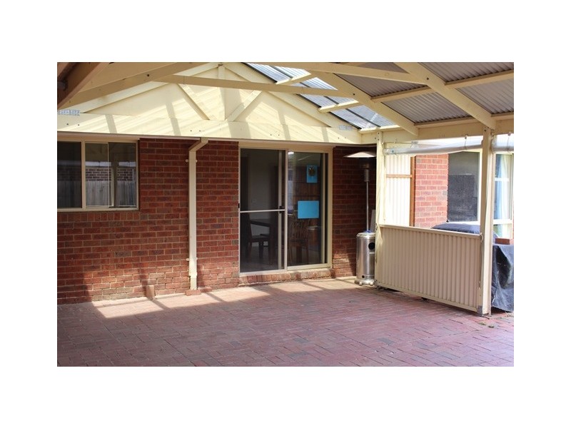 8 Babra Court, Grovedale VIC 3216