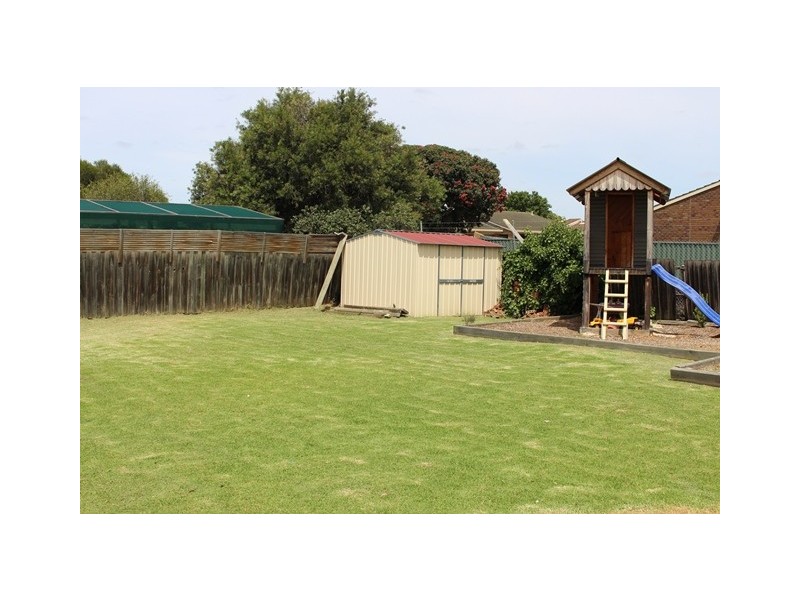 8 Babra Court, Grovedale VIC 3216