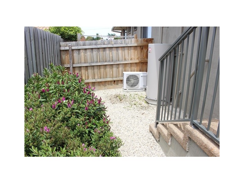 4/20 Roslyn Road, Belmont VIC 3216