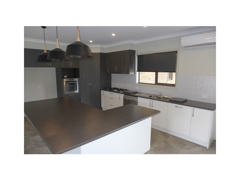 3 Cortona Place, Waurn Ponds VIC 3216