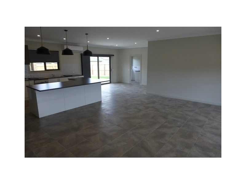 3 Cortona Place, Waurn Ponds VIC 3216