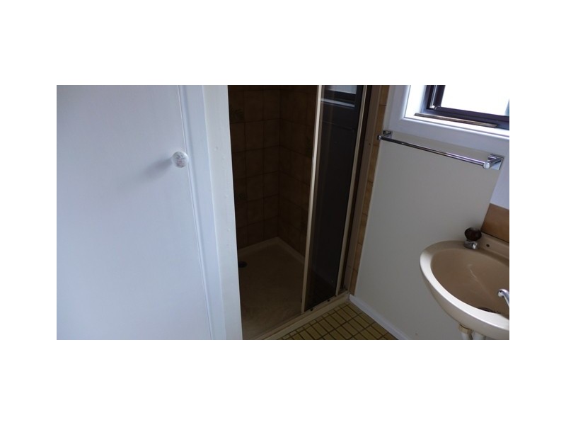 16B Carr Street, Belmont VIC 3216