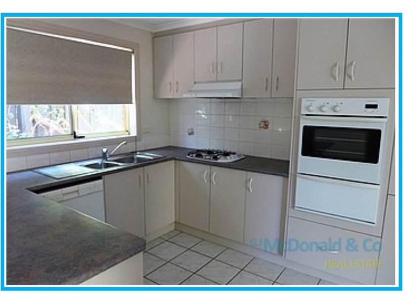 11 Willesden Drive, Waurn Ponds VIC 3216