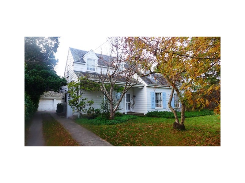 13-15 Clarke Avenue, Belmont VIC 3216