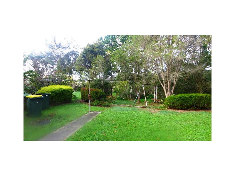 13-15 Clarke Avenue, Belmont VIC 3216