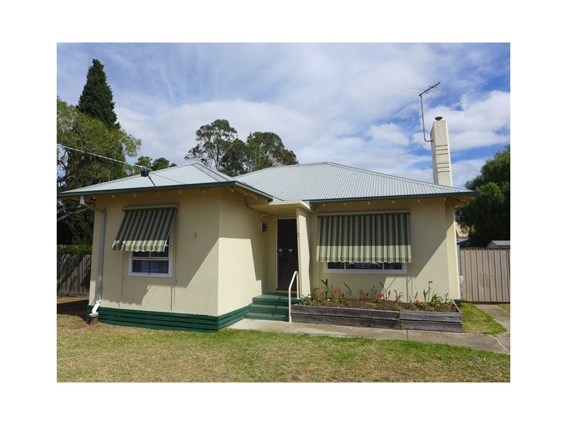 5 Detroit Crescent, Corio VIC 3214