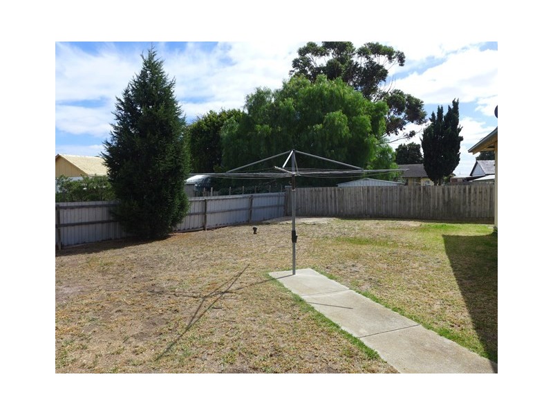 5 Detroit Crescent, Corio VIC 3214