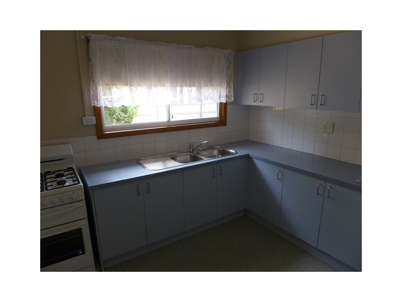 5 Detroit Crescent, Corio VIC 3214