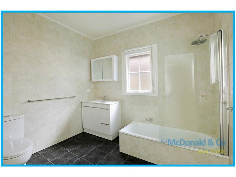 374 Pakington Street, Newtown VIC 3220