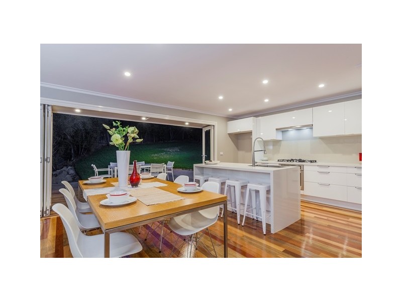 2 Heathfield Court, Newtown VIC 3220